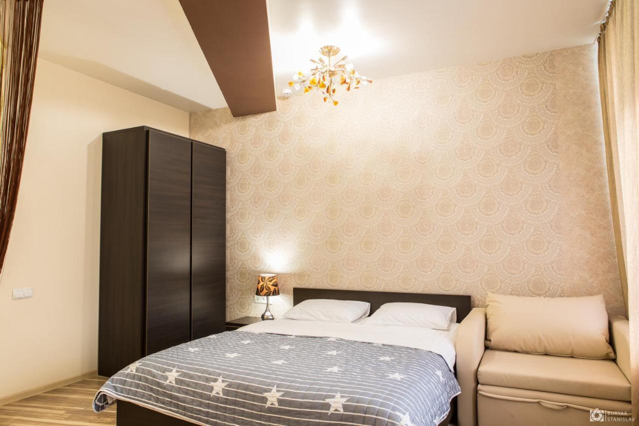Seven Eleven Apartment Hotel In Most City Dněpropetrovsk Exteriér fotografie