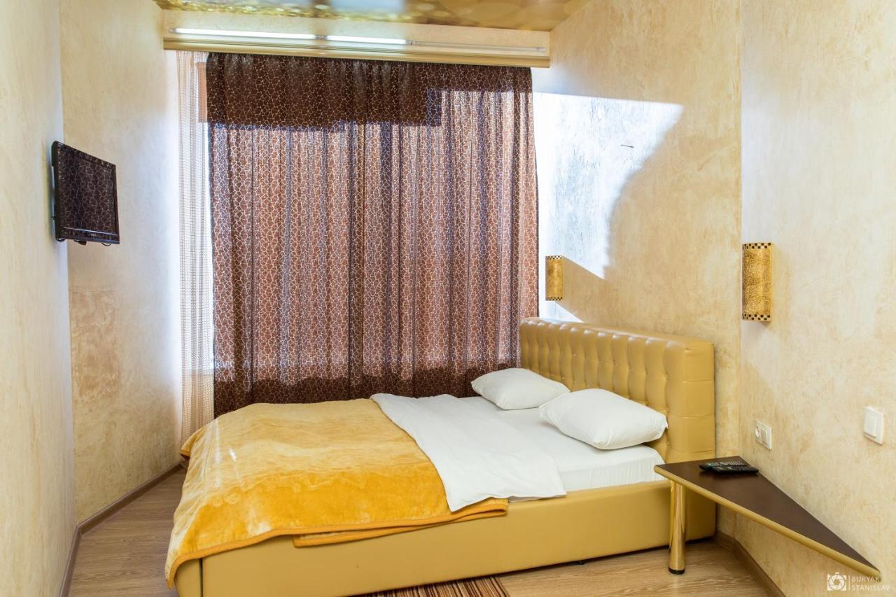 Seven Eleven Apartment Hotel In Most City Dněpropetrovsk Exteriér fotografie